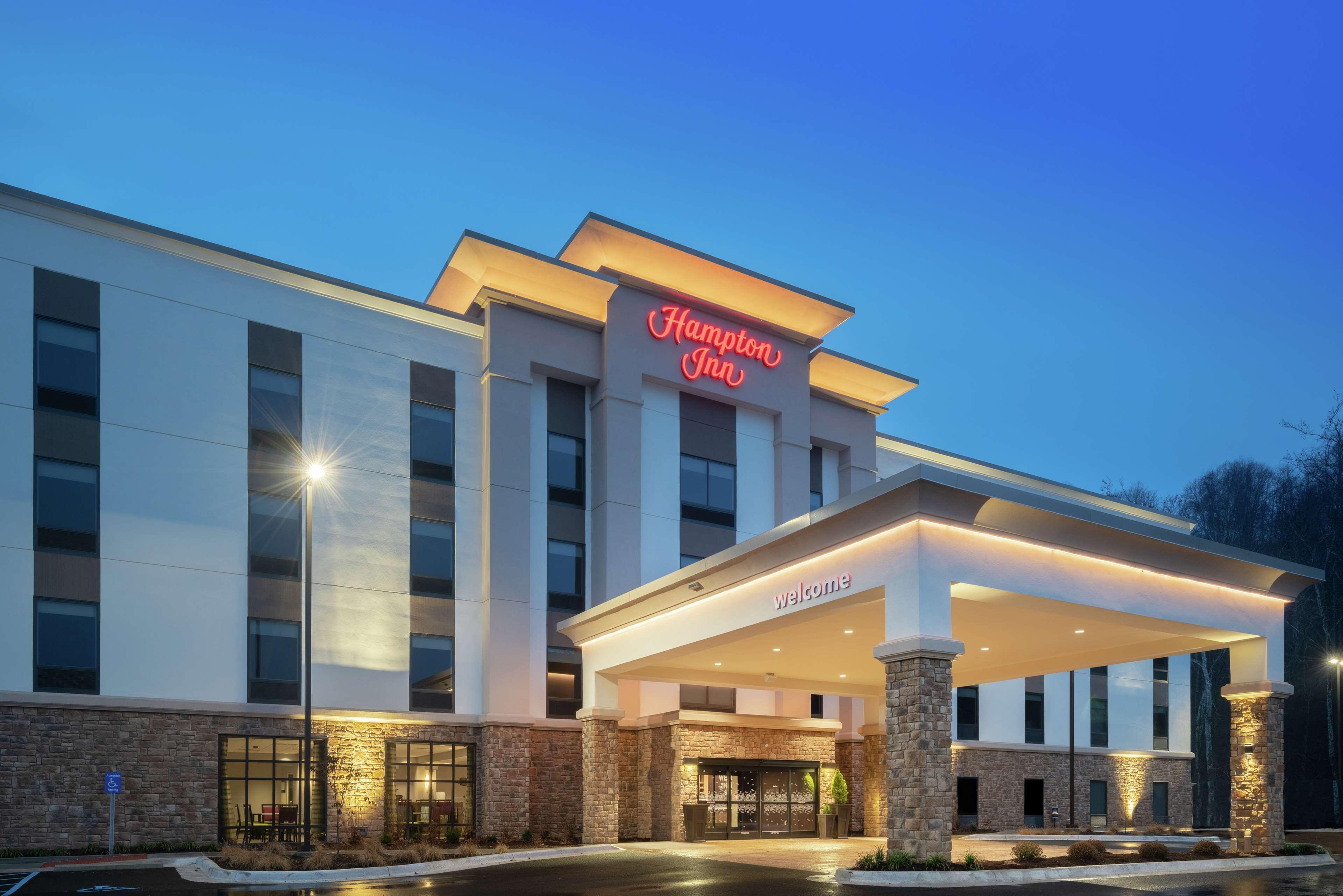 Hampton Inn Weston, Wv Buitenkant foto
